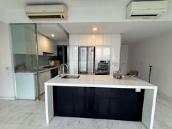 Centro Residences (D20), Condominium #558598171